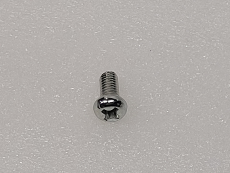 8 Vis 6 x 12mm